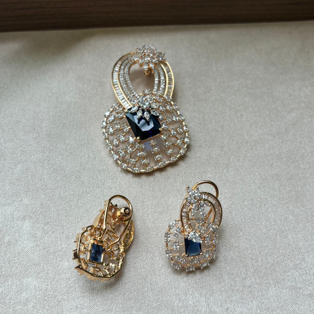 luxury like fine jewellery blue stone and american diamond gold pendant set