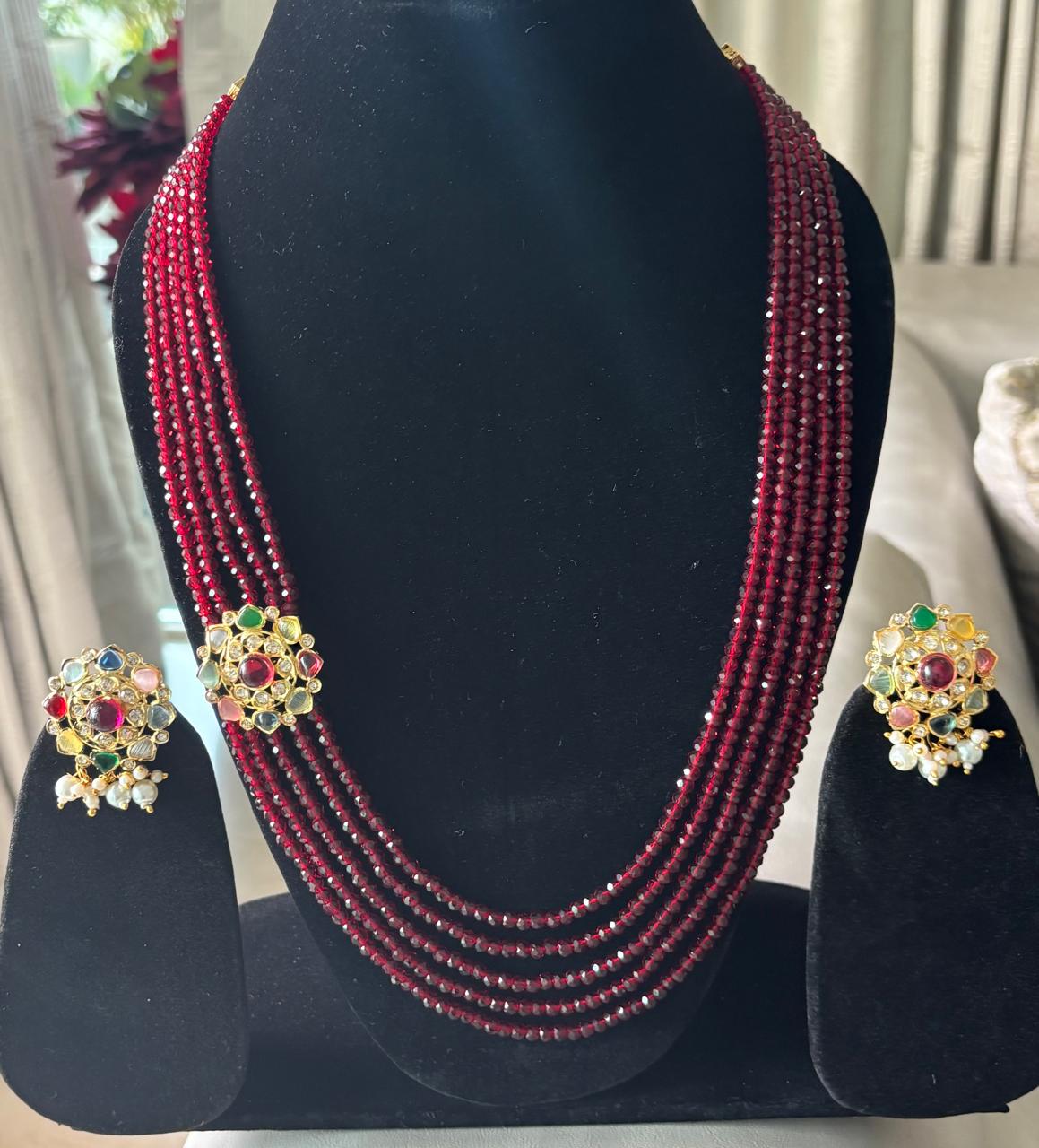 Red Beads Maala Navratan Studs Necklace Set
