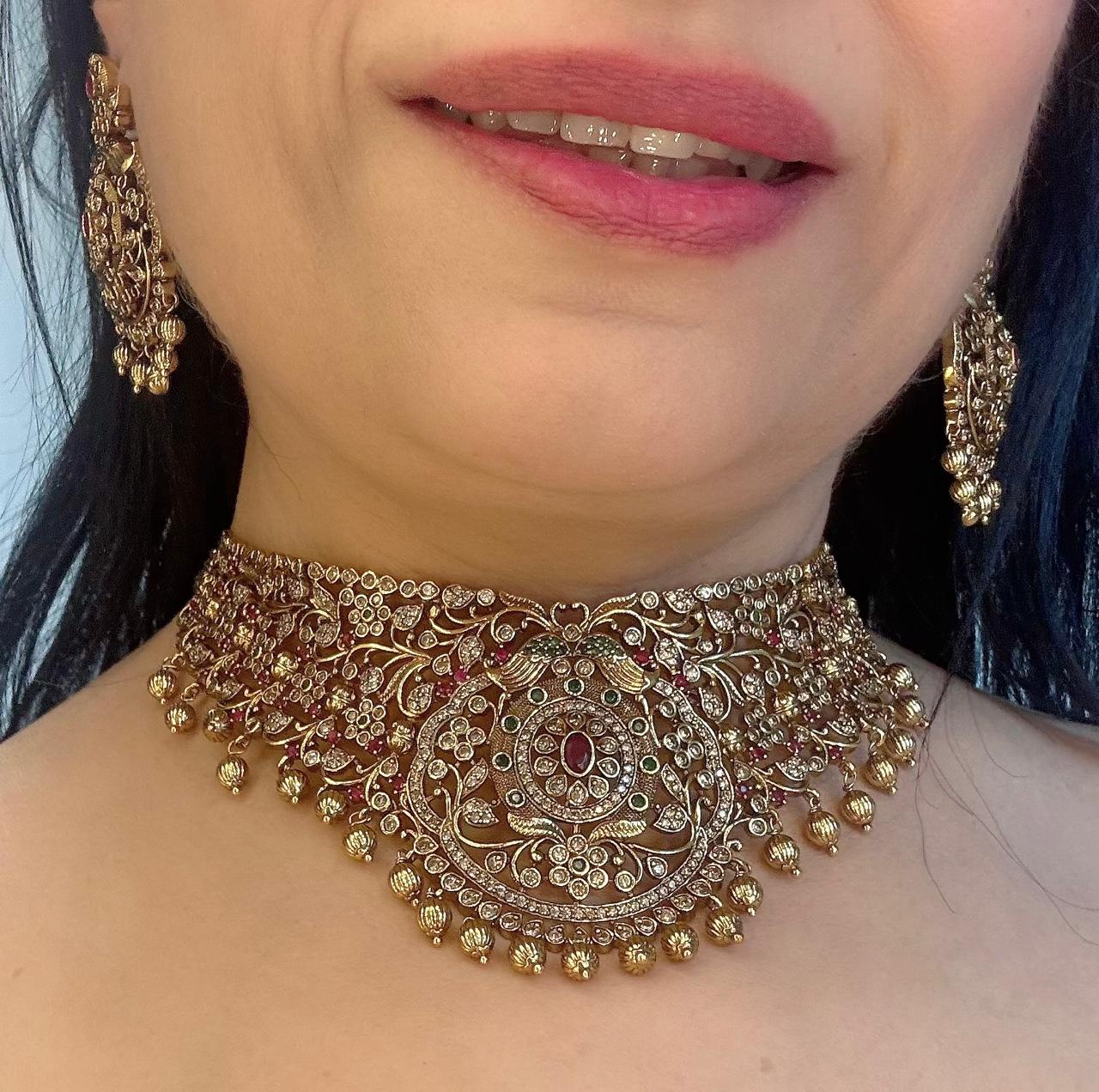 ethnic heritage multistone gold necklace set