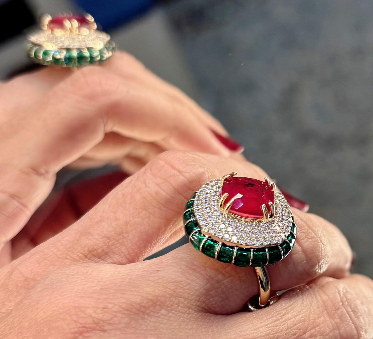 luxurious ruby and diamonds adjustable finger ring with green beads